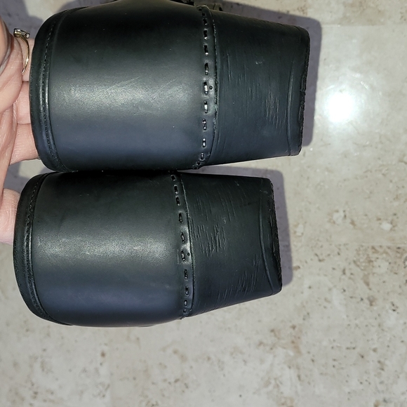 L.L.BEAN professional black leather slip in clogs. Size 9.0/9.5 - Picture 6 of 15